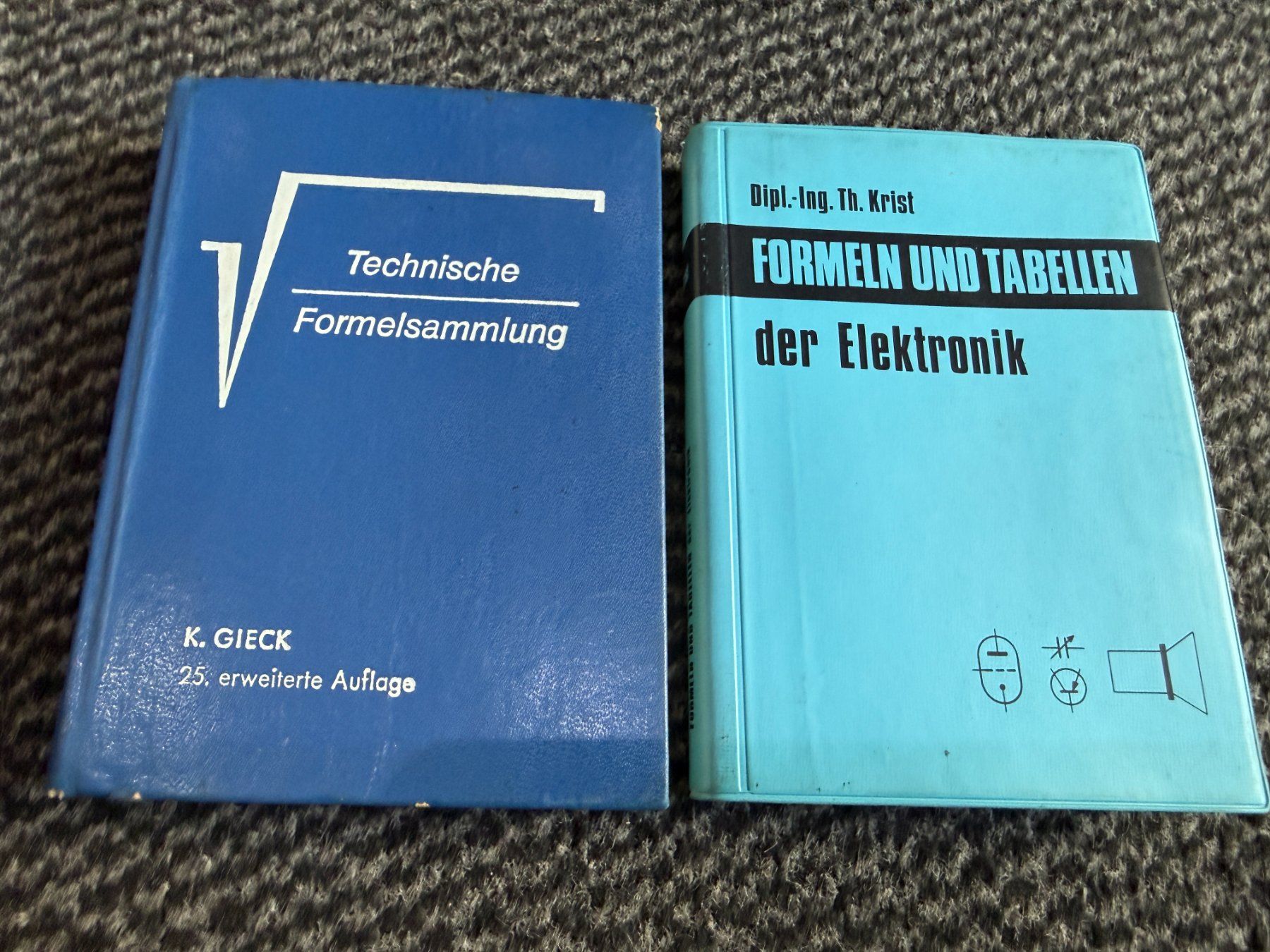 Bücher: Formeln, Tabellen "Krist", Techn. Formelsammlung "Gieck" – Gebraucht aus Unterengstringen von Tnovus