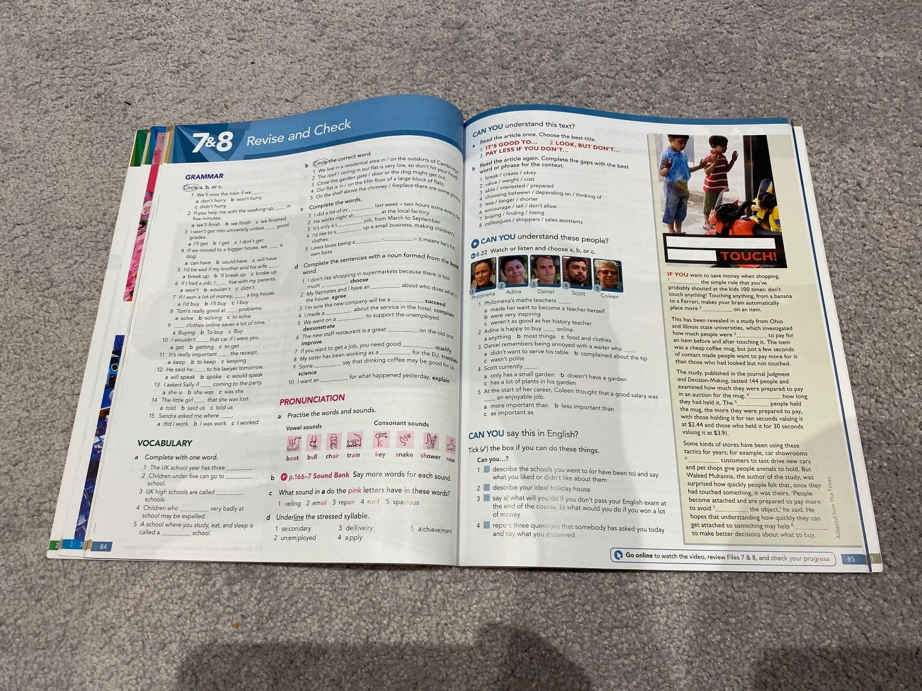 Bücher: English File Intermediate Student's Book – Gebraucht aus Mörel von tim_w9py 1