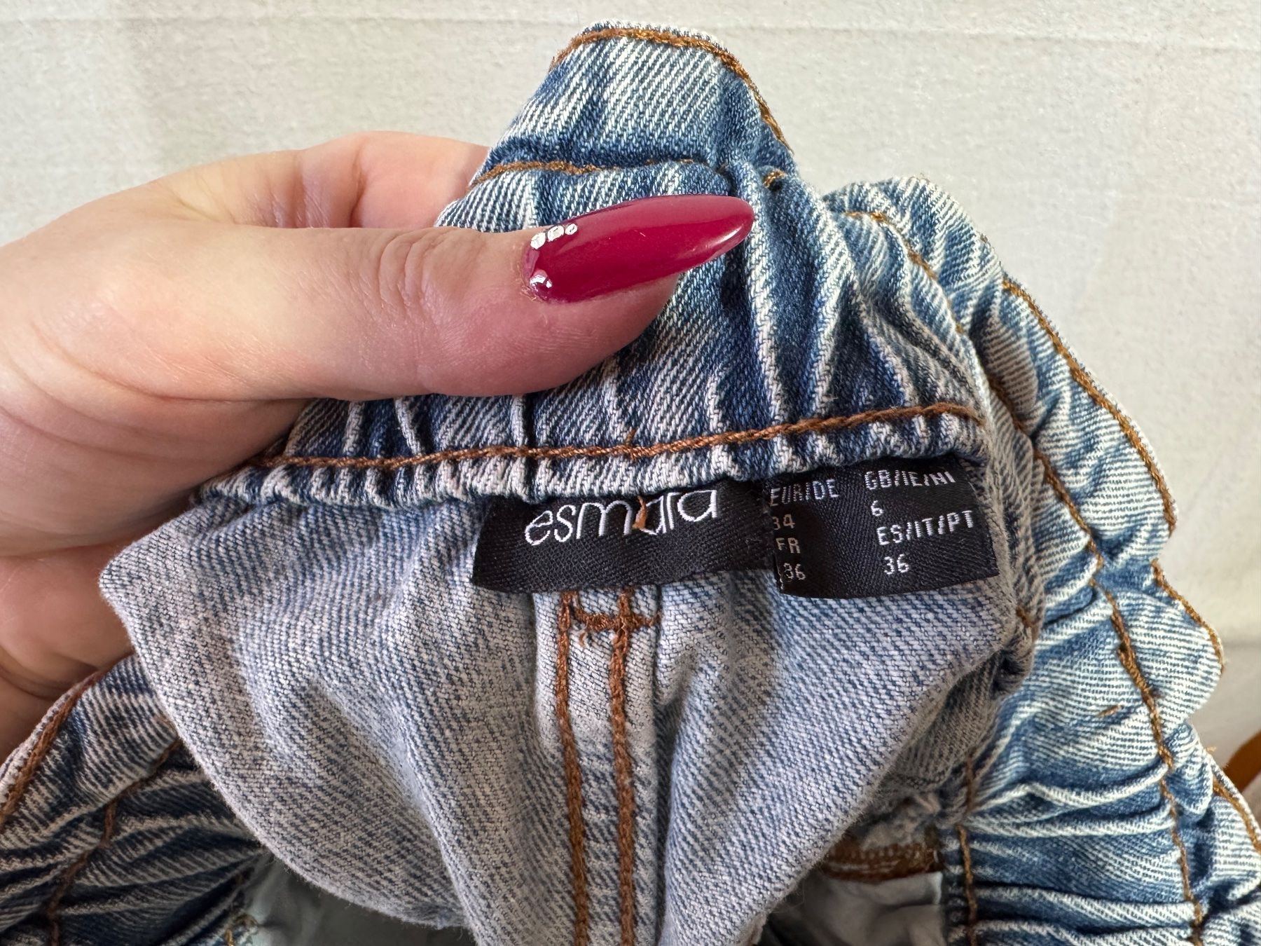 Jeans: Kurze Jeans von Esmara Gr. 34 – Usato da Grosswangen venduto da SALE_SALE_SALE 2