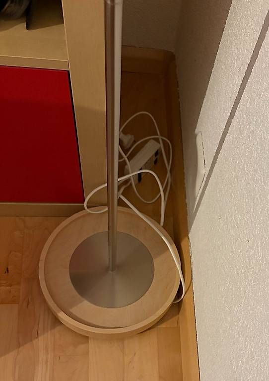 Ikea Lampade: IKEA Basisk Stehlampe – Usato da Basel venduto da Pavkun 1