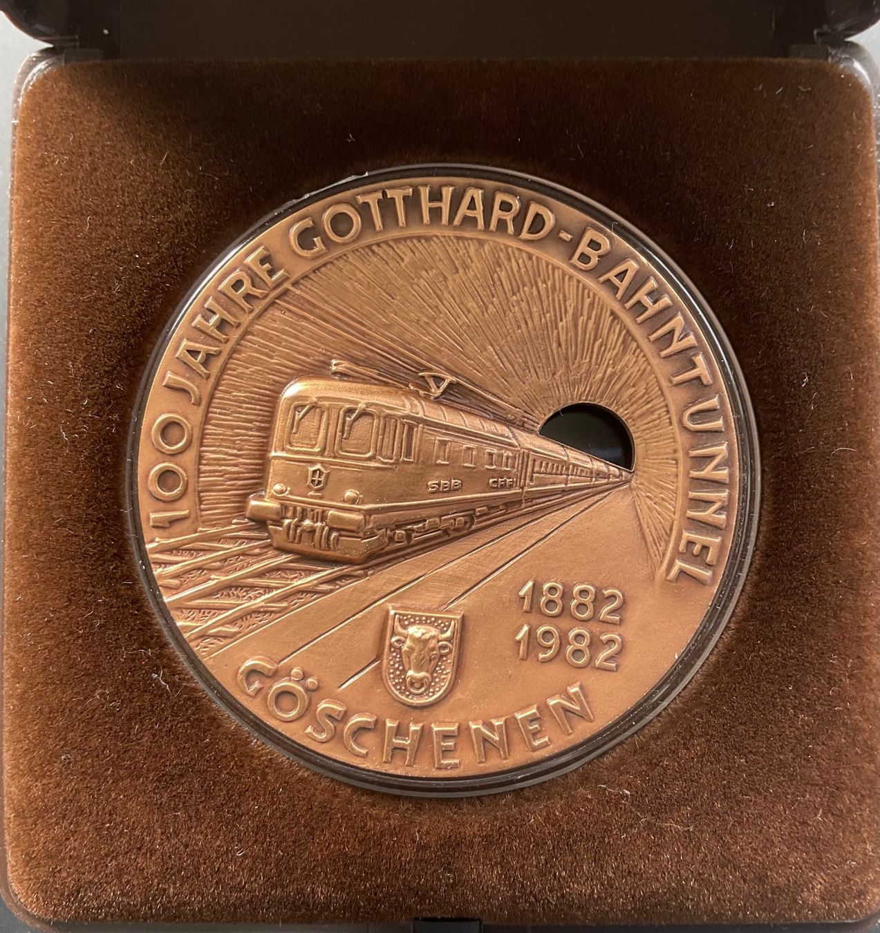 Medaglie: Medaille Gotthardtunnel – Usato da Kandergrund venduto da honey-art_and_more 4