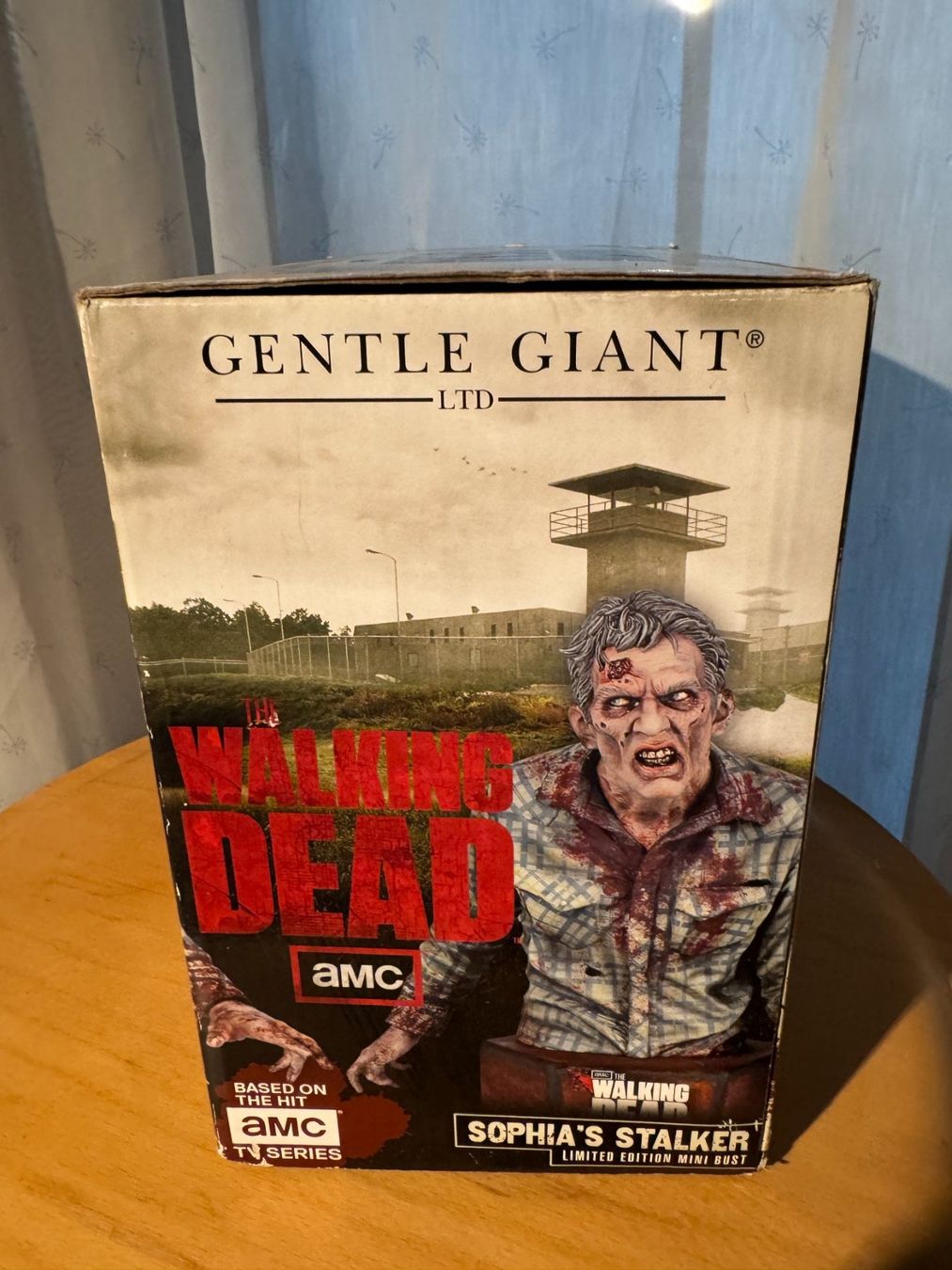 Statuette: Walking Dead Statue Sophie Walker Statue – Usato da Rapperswil SG venduto da Boadioz 1