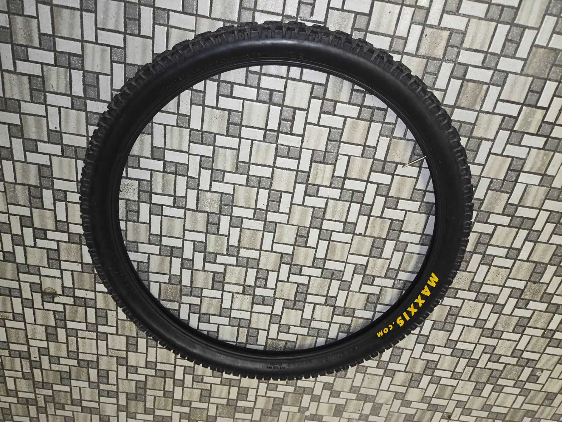 Ersatzteile: MAXXIS REIFEN HANS Rey 26x2.35 – Gebraucht aus Ammerswil AG von Undenheim 5