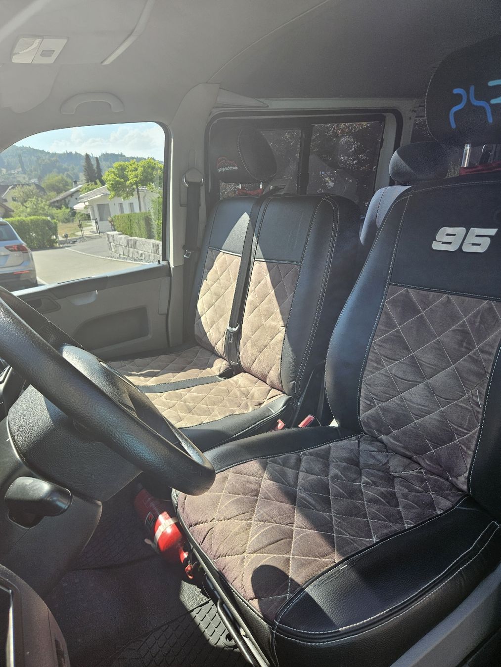 VW Autos: VW T5 2.5 TDI – D'occasion à Gontenschwil par theoldgreg 5