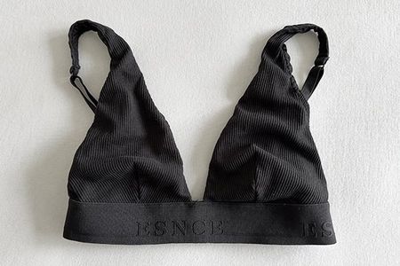 SOFT-BH | Gerippter Triangel-BH XS | ohne Pads