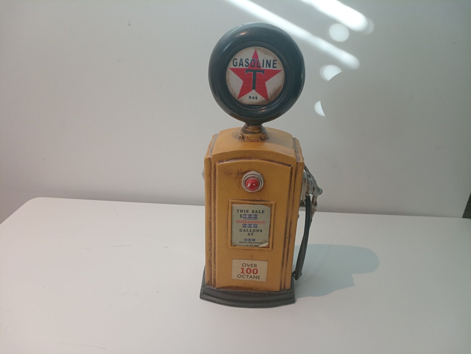 Alle Dekorationen: Retro US Tankstelle Deko-Objekt – Gebraucht aus Zumikon von leo_kfq6