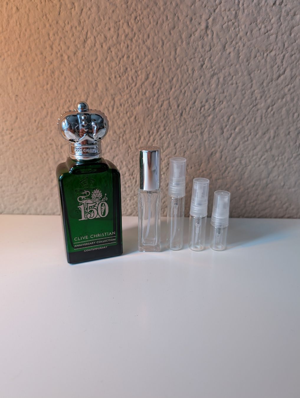 Clive Christian Profumi & Eau de Toilette: Clive Christian - 150: Contemporary | 2-10ml – Usato da Altdorf UR venduto da Mattia0226