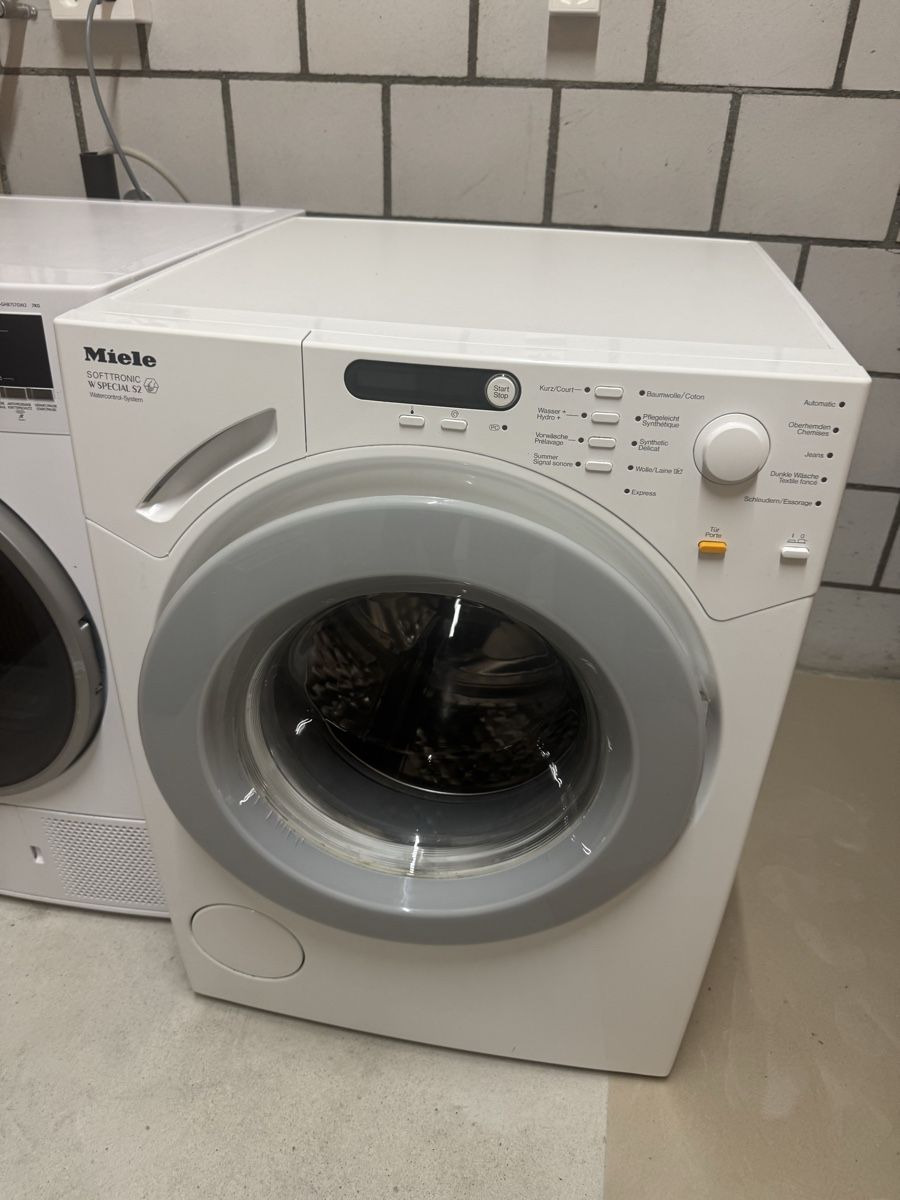 Miele Machines à laver: Miele Softronic Soft W2 – Défectueux à Magglingen/Macolin par evoperformance