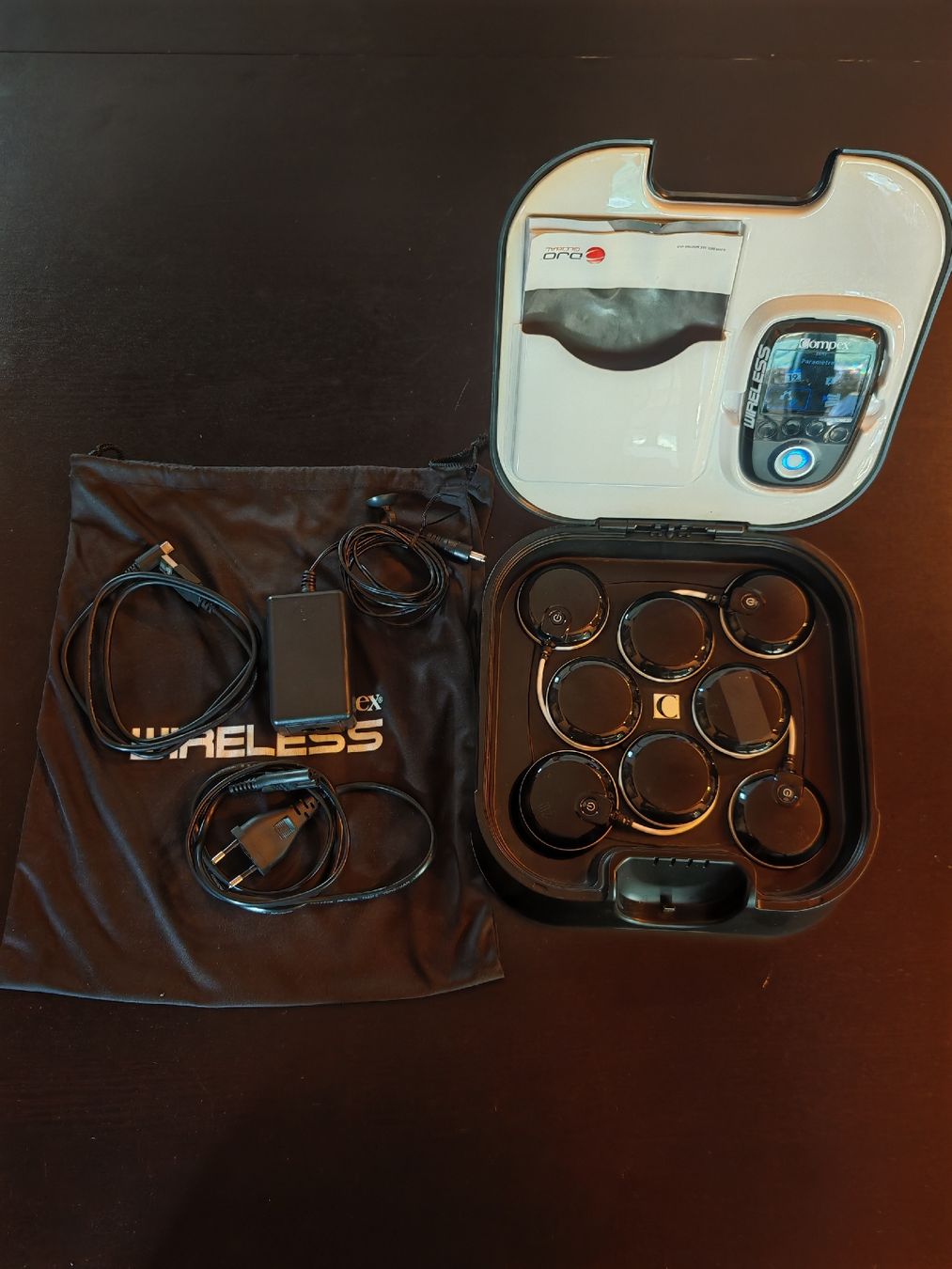 Compex Dispositivi per massaggi: Électrostimulateur Compex Wireless état fonctionnel – Usato da Martigny venduto da Elmer98