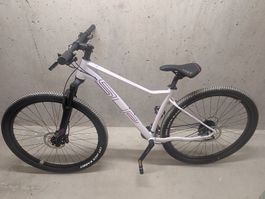 VTT - Superior XC 819 W (M) - État comme neuf (Servi 3 fois)