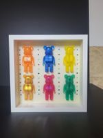 Cadre décoratif avec Bearbricks multicolores rares!