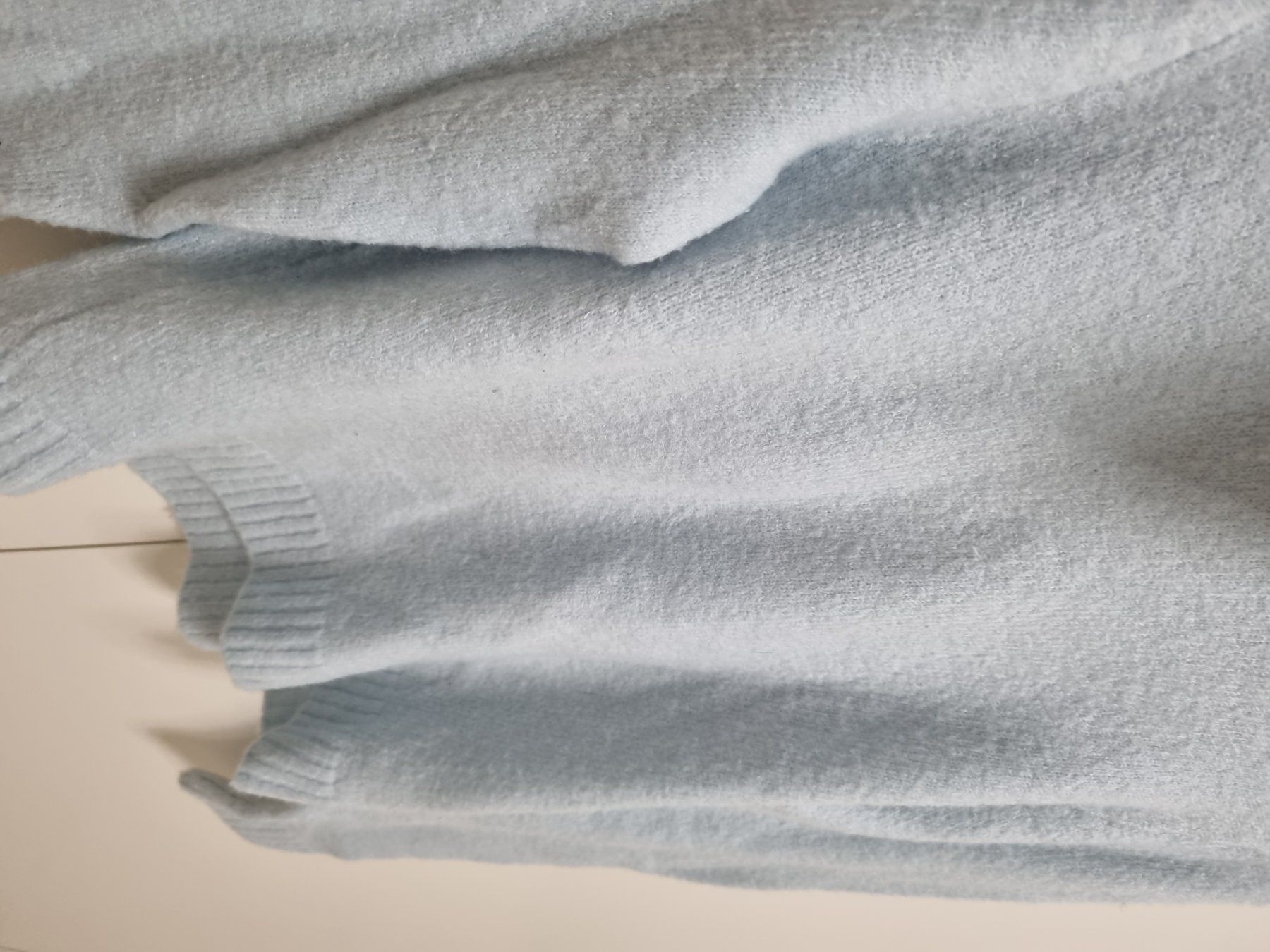 Pullover & Sweatshirts: Hellblauer Rollkragen Pullover Gr XS – Gebraucht aus Bassersdorf von Sandy456 3
