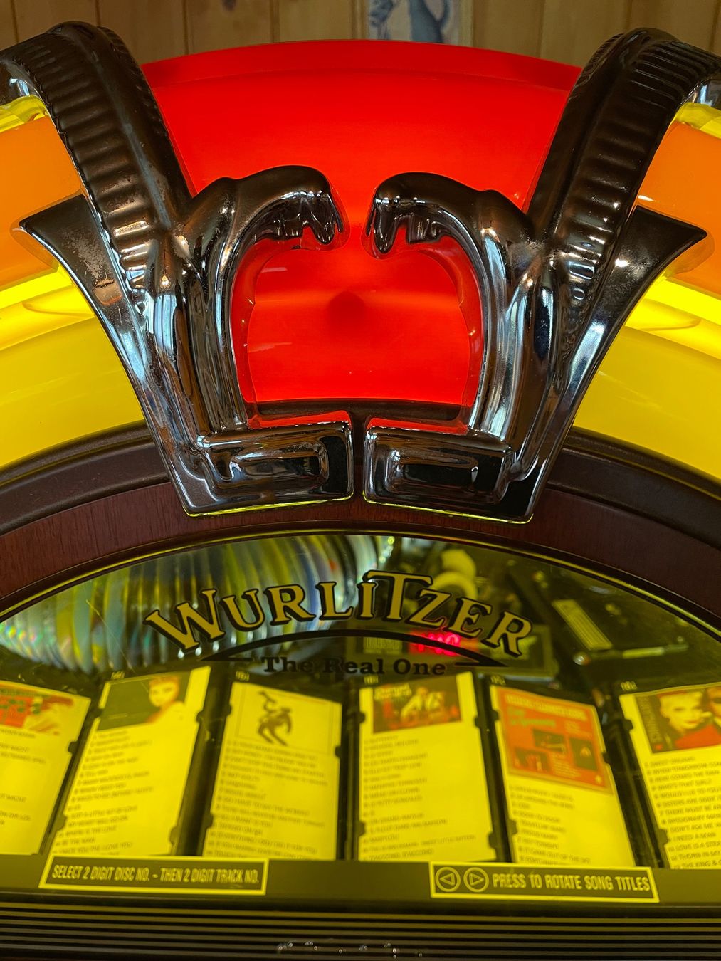 Wurlitzer Musiktruhen: Original Wurlitzer Jukebox zu verkaufen – Gebraucht aus suberg von Phoo26 3