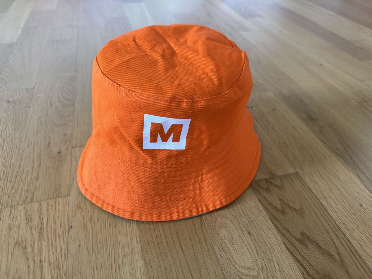 Migros Copricapi, berretti & cappellini: Migros Merci Wendehut / Sonnenhut – Nuovo (secondo la descrizione) da Zürich venduto da wtpooh 2
