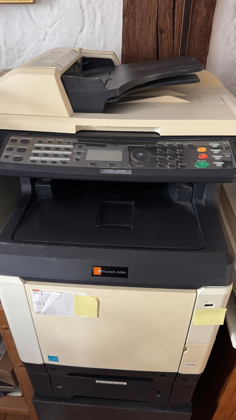 Stampanti: Drucker DCC 6626L (Laser) – Usato da Hünikon venduto da Hotchimin