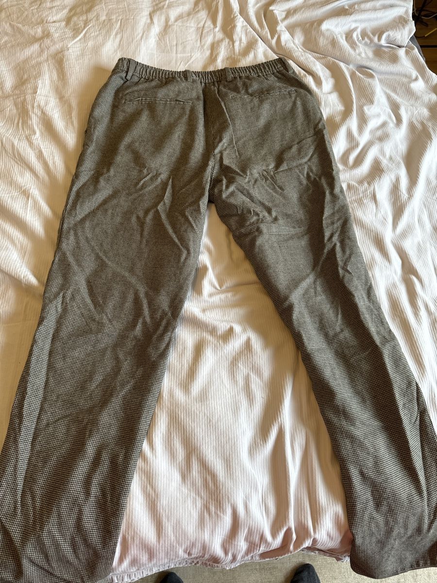 Pantaloni: Hugo Boss – Usato da Menzingen venduto da Dali2504 4