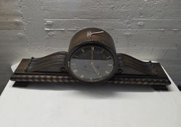 Tischuhr Kienzle mit Pendel und Schlüssel..