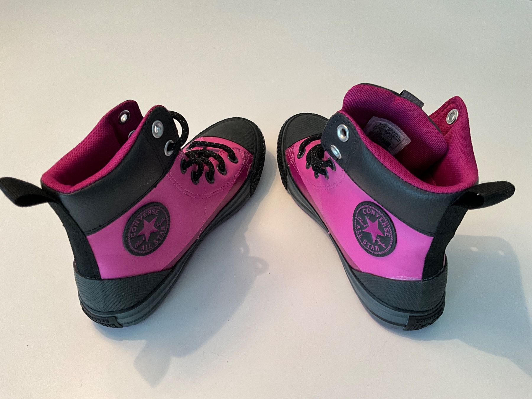 Converse Schuhe für Mädchen: Schuhe, CONVERSE, Mädchen, Gr. 35, NEU & sehr HERZIG! – Neu (gemäss Beschreibung) aus Stäfa von Rbeerli0 1