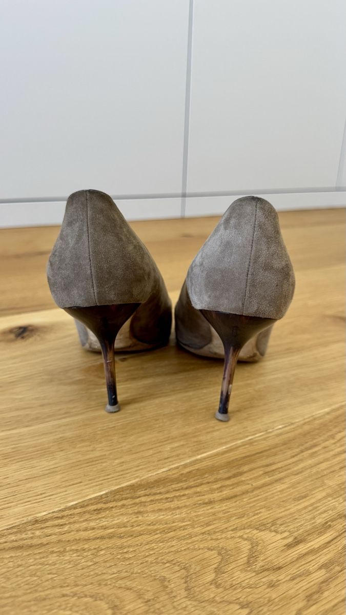 Burberry Scarpe da donna: Burberry Suede Heels, Size 38.5 – Usato da Dübendorf venduto da Pink.Blue 2