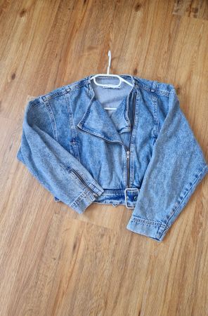 Zara Jeansjacke kurz blau Grösse XS sehr guter Zustand