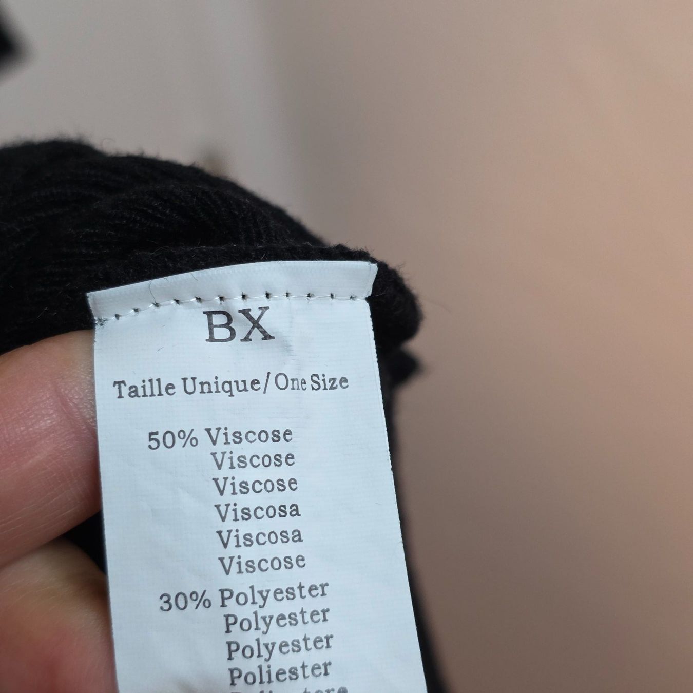 Maglioni & Felpe: Schwarzer Pullover 38/40 länger mit Detail – Usato da Wald ZH venduto da CapLux 8