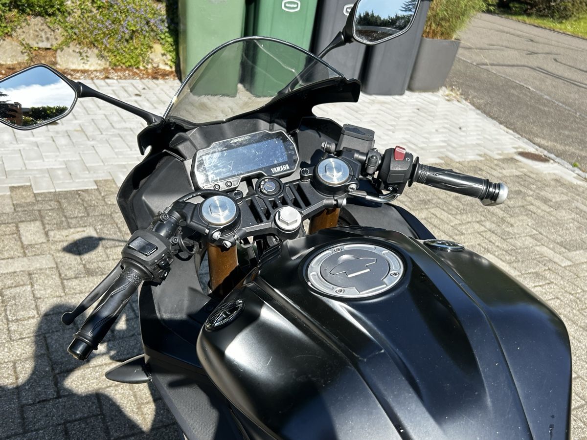 Yamaha Strada: Yamaha YZF125-A – Usato da Bottmingen venduto da lia_bb87 2