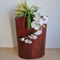 kreative Vase aus der Naturfaser ABACA