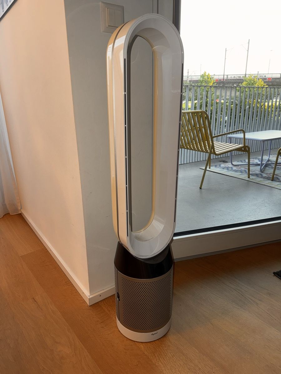 Dyson Purificatori d'aria: Dyson Pure Cool Tower TP04 – Difettoso da Zürich venduto da Aesti 2