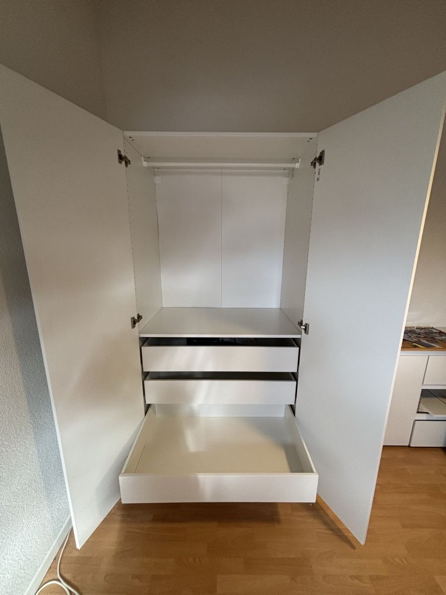 Schränke: Kleiderschrank weiss von Ikea – Gebraucht aus Thun von rob_t8k6 3