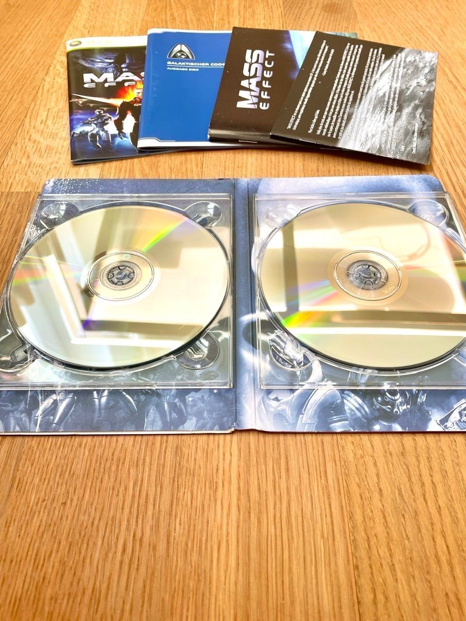 Giochi: Mass Effect Limited Edition Steelbook Xbox360 DE – Usato da Basel venduto da ece2108 4