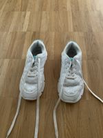 Weisse Turnschuhe, Grösse 31