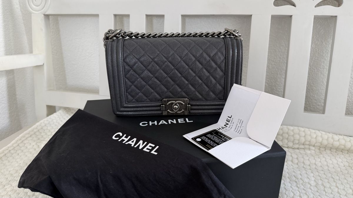 Chanel Borse da donna: CHANEL Old Boy Medium Anthrazit Caviar RHW – Usato da Henau venduto da catwoman02