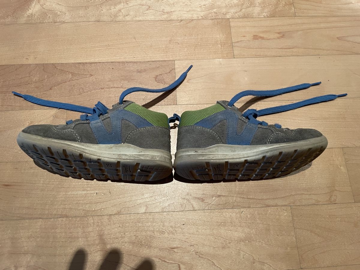 Superfit Schuhe für Jungen: Superfit Turnschuhe - Kinder - Grösse 25 – Gebraucht aus Rütihof von Highwayjackie 1