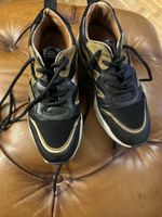 Baskets femme stylées, pointure 36, parfaites pour la saison