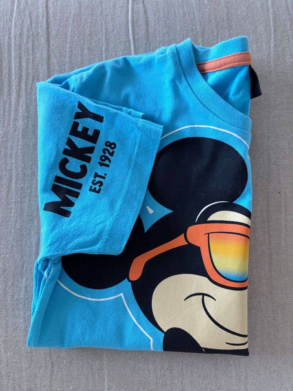 Camicie, T-shirt & Polo: Disney TShirt aus 100 % Baumwolle, Kinder Gr.122 – Usato da Oberägeri venduto da MariaLehman 2
