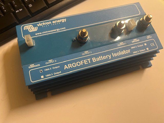 Victron Componenti elettronici: Battery Isolator  -  Argofet  Victron Energy – Usato da Winterthur venduto da so_long 5