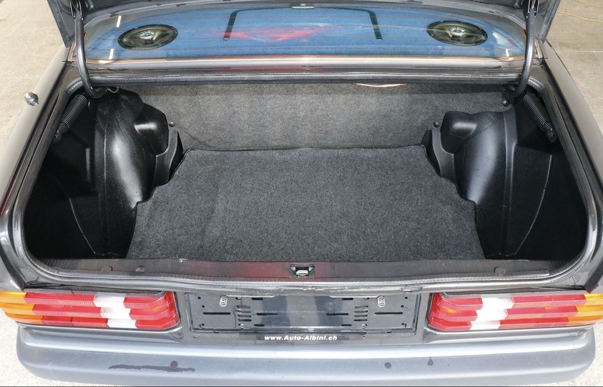 Mercedes-Benz Autos: Mercedes-Benz 190 E 2.3 – Veteranenfahrzeug – Gebraucht aus Niederhasli von Ajlina1212 8