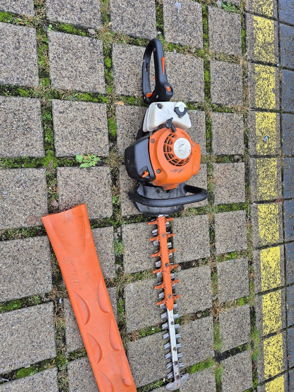 Stihl Seghe: stihl hs 82r – Difettoso da DIETLIKON venduto da muh_p5lw 2