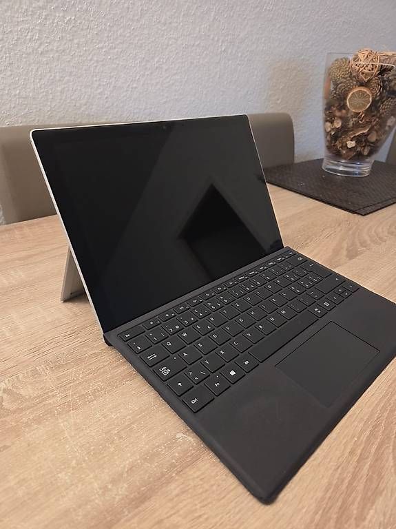 Microsoft Tablettes PC: Microsoft Surface Pro 7 – D'occasion à Châtelaine par Hugo_0202 1