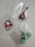 Lot 2 Super Mario keyrings