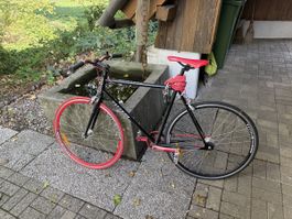 Singlespeed / Fixie-Look Velo schwarz-rot, Totem