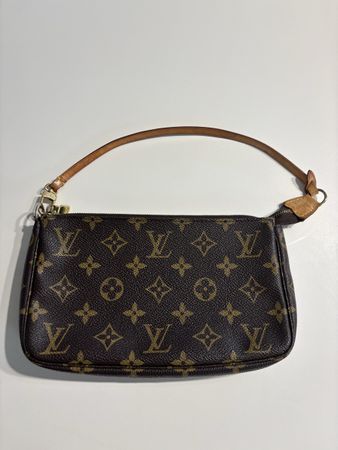 Louis Vuitton Pochette 