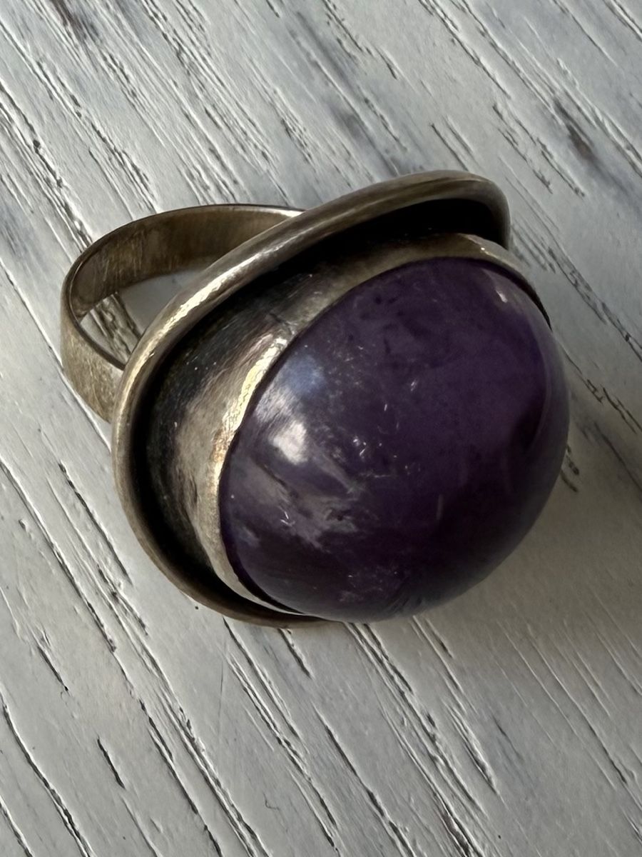 Bagues: Silberring mit violettem Stein oder Glas – D'occasion à Schönenbuch par Wenscles 3