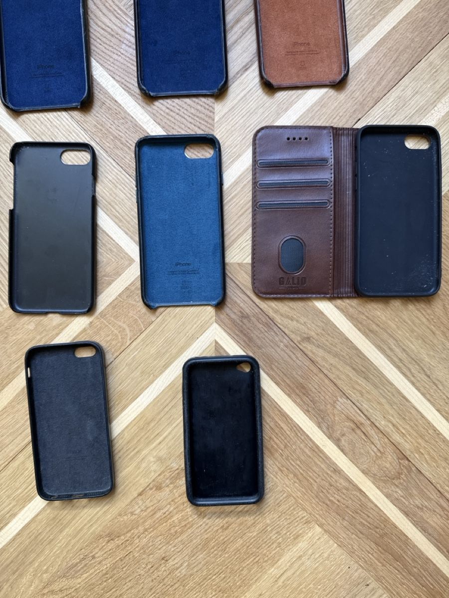 Apple Cover & Protezioni schermo: Diverse iPhone Hüllen – Usato da Basel venduto da Portfolio7 3