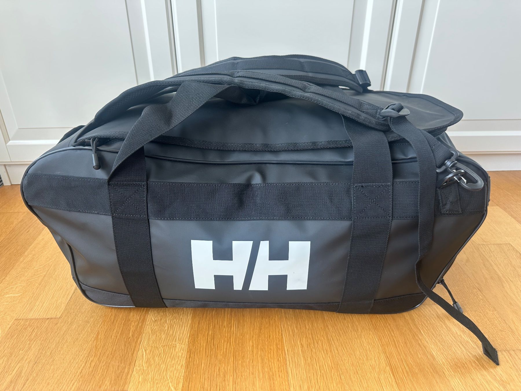 Helly Hansen Sacs: NEU Helly Hansen, Duffelbag 50L, Rucksack  Schwarz – Neuf avec emballage d'origine à Zug par dhe_8lxn 5