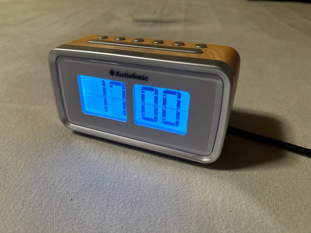 AudioSonic CL1474 RetroRadiowecker Kaufen auf Ricardo