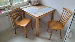Holztisch