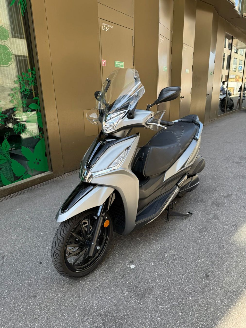 Kymco Scooter: Kymco Agility 300i ABS – Usato da Zürich venduto da Thomas_Rado