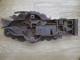 Antikes Türschloss geschmiedet