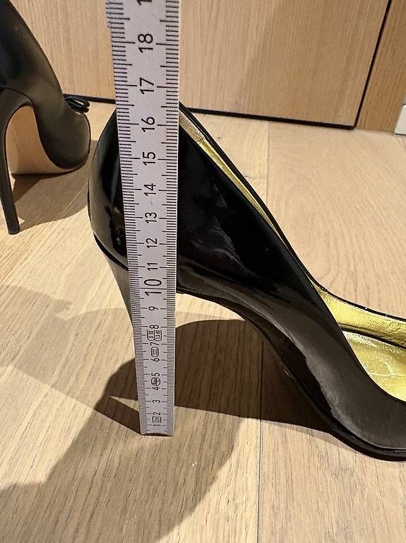 Scarpe da donna: Tom Ford Heels – Usato da Herrliberg venduto da jil_y77h 4